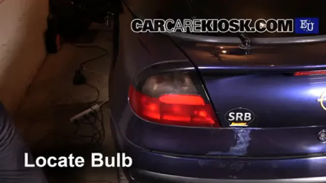 1999 Opel Tigra 1.4i 1.4L 4 Cyl. Luces Luz de freno (reemplazar foco)